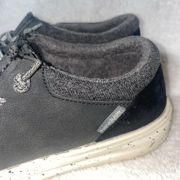 Hey Dude Wally Mid Canvas (Black/White) Size Women 7 Men 5. - Picture 2 of 9